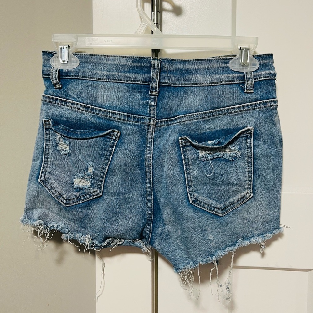 SHEIN Blue Distressed Jean Shorts - Picture 3 of 3